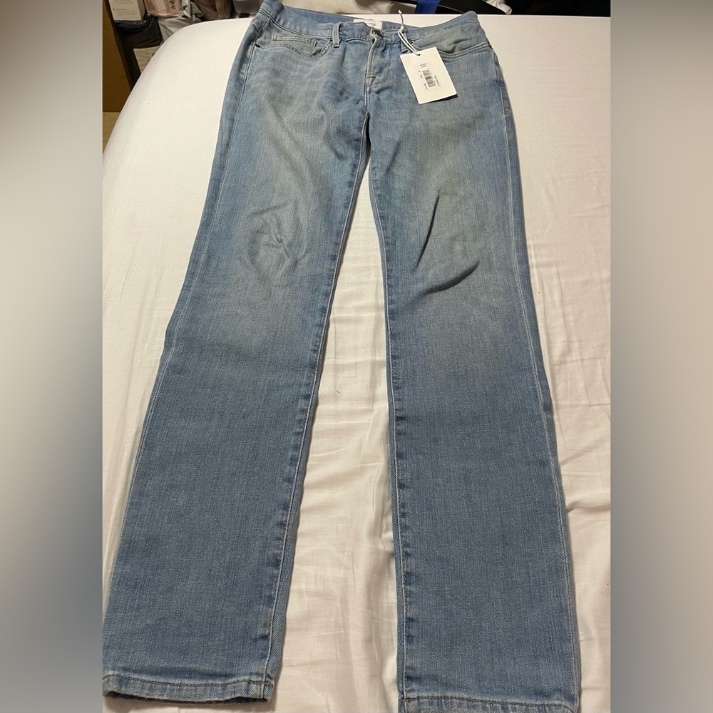 Frame Denim Light Wash Jeans - Picture 9 of 13